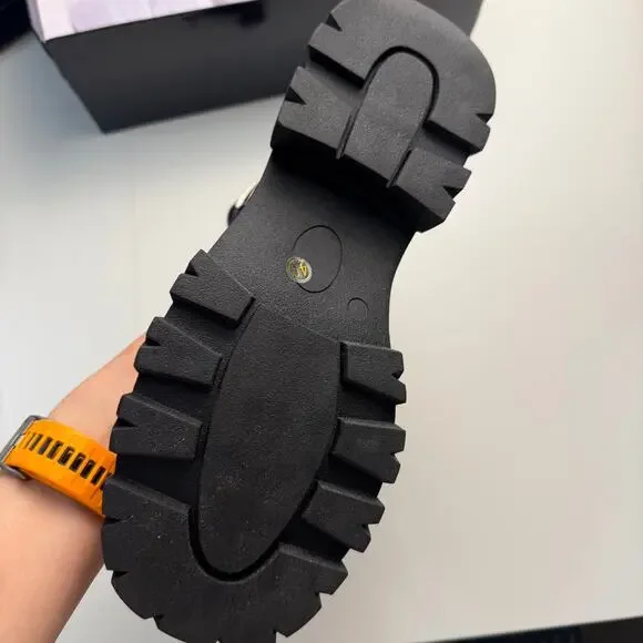 Women Combat Boots Lace Up Buckle Lug Sole Ankle Biker Boots - Picture 9 of 12